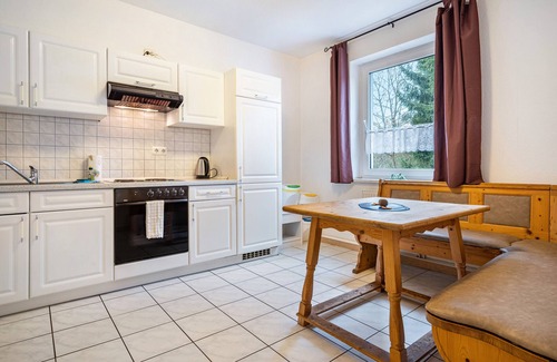Feldberger Seenlandschaft Apartment | Apartment 'Wohnung 3' with Shared Garden