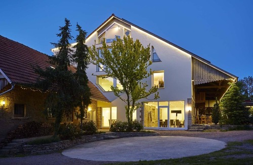 Igersheim Apartment | Cozy Apartment Wolke 7 with Scenic Taubertal Views