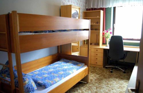 Groß-Siegharts Apartment | Family-Friendly Apartment Wurth with Great Guest Ratings