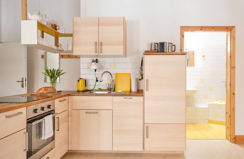 Schwerin Apartment | Relaxing Getaway at Apartment Yellow on an Organic Farm