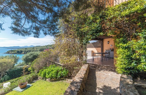 Capo d'Orso Apartment | Beachside Apartment 'Z2 20 Cala Capra' with Pool & Wi-Fi