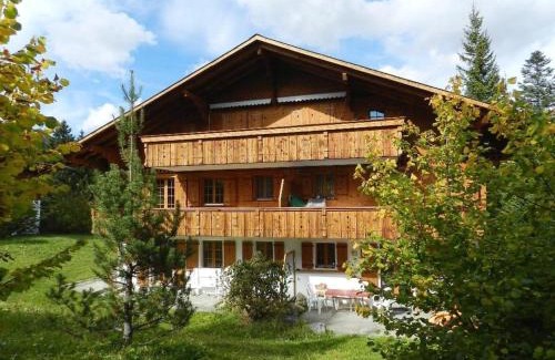 Saanenmoeser Apartment | Welcoming Apartment Zapfe - Family-Friendly Getaway