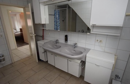Stuttgart Apartment | Family-Friendly Apartment Zuffenhausen for Memorable Stays