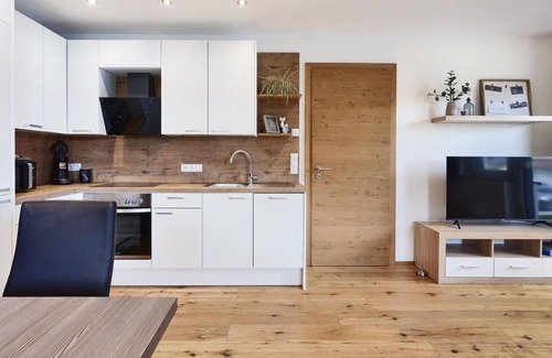 Itter Apartment | Ocean View Retreat: Apartment ZUM Fuchs with 3 Bedrooms