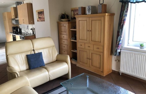Westerstede Apartment | Guest Rated 10/10: Apartment "zum Storchennest" Awaits