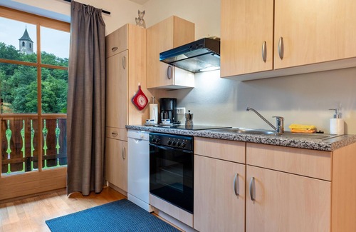 Renon Apartment | Explore 'Zunerhof Morgensonne': Mountain Views & Balcony