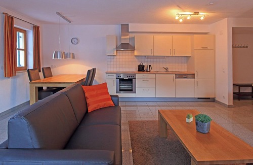 Berwang Apartment | Apartment Zyklame - Chalet zur Rose Frauenschuh und Zyklame