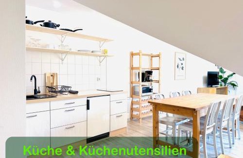 Altstadt Hotel | Pet-Friendly Apartmenthaus am Dom in Saale's Heart