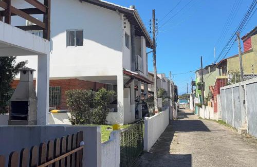 Armacao Apartment | Oceanfront Apartmento Praia da Armação - Guest Rated 10/10