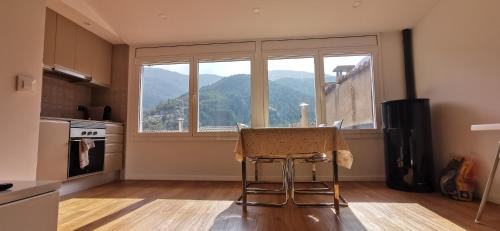 Baga Apartment | Discover Apartmento Bagà: Mountain Retreat with Dining