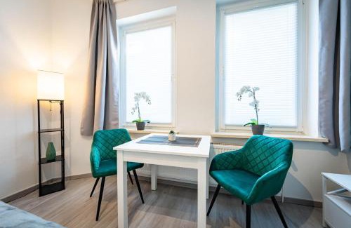 Sudenburg Apartment | Central Apartmento Blue Magdeburg with WiFi & Netflix