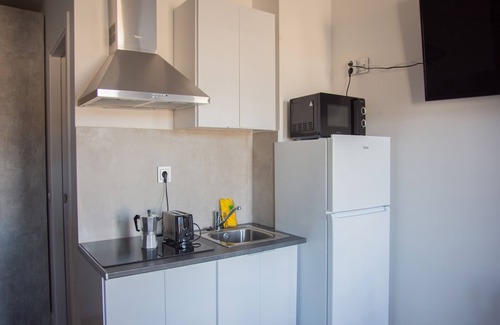 Maliano Apartment | Pet-Friendly Apartmentos Santander Maliaño Suites with Spa