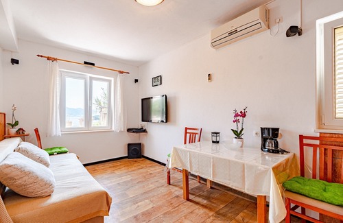 Cove Tri Zala (Zrnovo) Apartment | Unforgettable Stay at Apartments Čedomir, Korčula