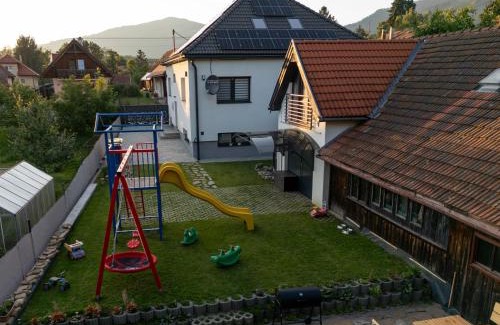 Ziar Apartment | Family-Friendly Apartments Žiar 114 with Pet Perks