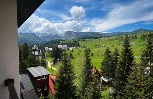 Zabljak Apartment | Child-Friendly Comfort at Apartments 24&26 - Rated 8.8/10