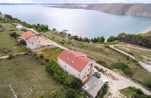 Vlasici Apartment | Discover Apartments Andelo II with Oceanfront Views