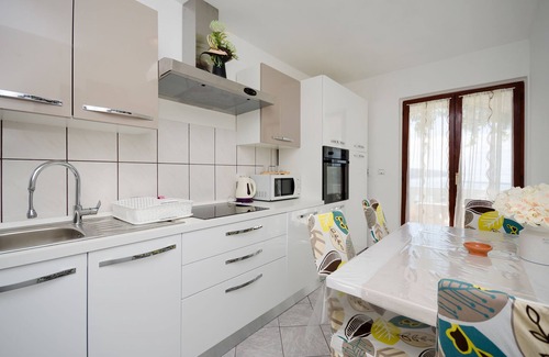 Lopar Apartment | Unforgettable Stay at Apartments Albina - Lopar, Island Rab