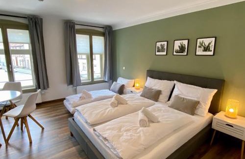 Angermuende Apartment | Family-Friendly Apartments am Markt - Rated 9/10 by Guests