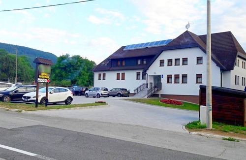Vrelo Korenicko Apartment | Cozy Apartments and Rooms Danijel in Vrelo Korenicko