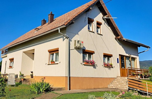 Catrnja Apartment | Comfortable Stay at Apartments and Rooms Zoran, Croatia