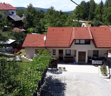 Slunj House | Guest Rated 10/10: Apartments and Rooms Štefanac