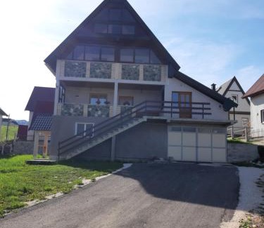 Zabljak Apartment | Family-Friendly Apartments Andriyana with 9.4/10 Rating