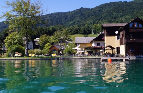 Unterach am Attersee Apartment | Apartments Seehaus Schernthaner Direkt am Wasser - Seestudio