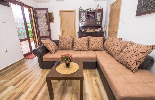 Kotor Apartment | Beachfront Apartments with Ocean View - Guest Rated 9.7/10