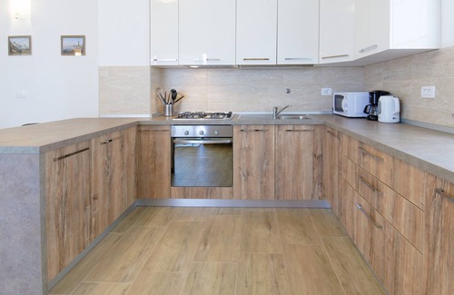 Plovanija Apartment | Guest Rated 10/10: Family-Friendly Apartments Belvedere