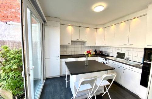 Klein-Antwerpen Apartment | Family-Friendly Apartments Bex: A Cozy Stay Awaits