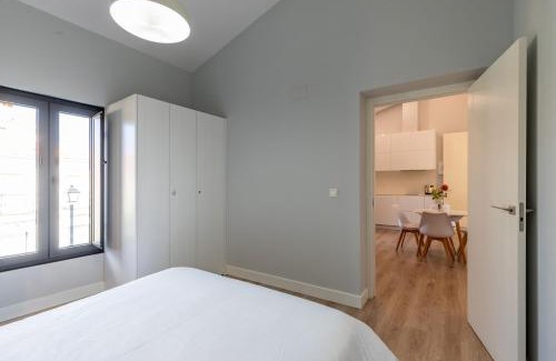 Torrequemada House | Idyllic BICO DE RODAS Apartments with Family-Friendly Amenities