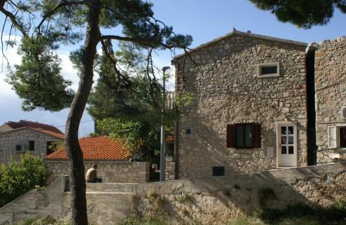 Bol Apartment | Family-Friendly Apartments by the Sea in Bol, Brac