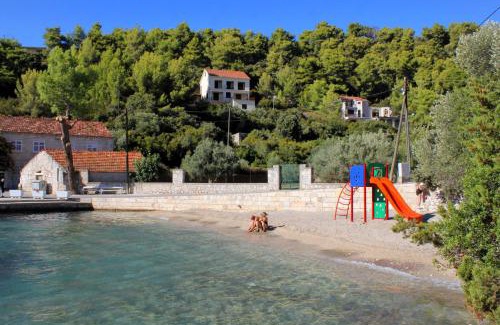 Brna Apartment | Beautiful Apartments by the Sea in Brna, Korcula - 4 Star
