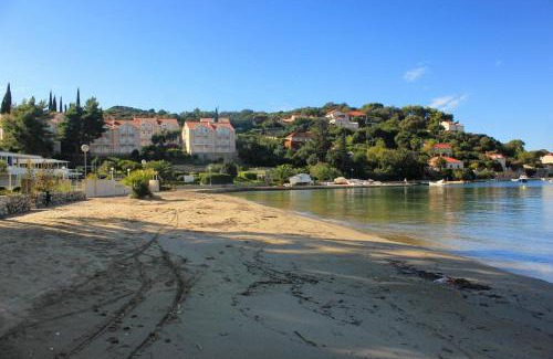 Kolocep Island Apartment | Cozy Apartments by the Sea in Kolocep, Elafiti