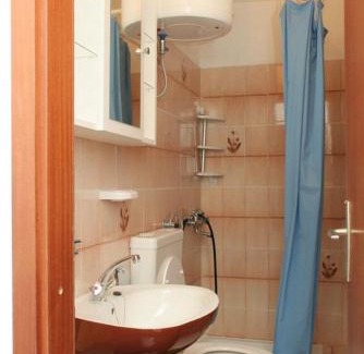 Lumbarda Apartment | Oceanfront Apartments by the Sea in Korcula - 10/10 Rated