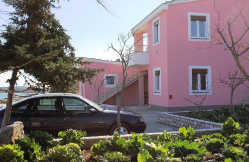Veli Rat Apartment | Seaside Apartments in Veli Rat, Dugi Otok - Family-Friendly