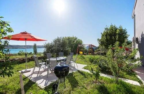Rtina Apartment | Oceanfront Apartments CAPE Deluxe: Guest Rated 9.8/10