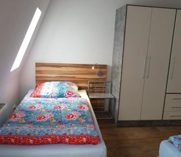 Mylau Apartment | Cozy Apartments Vogtlandblick - Pet Friendly Retreat