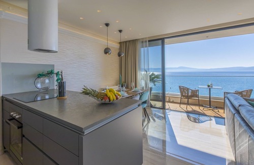 Selce Apartment | Oceanfront Apartments DEL MAR 3: Family-Friendly Oasis