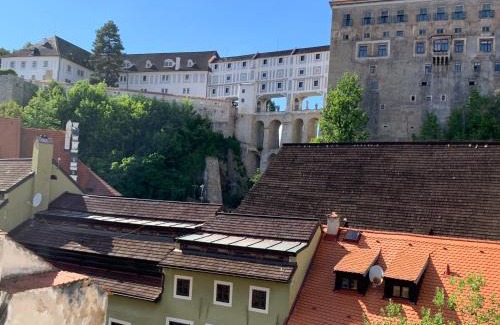Cesky Krumlov Apartment | Experience Comfort at Apartments Dlouhá 93 - Rated 9.5/10