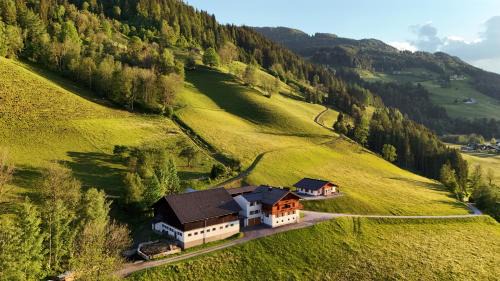 Schladming Apartment | Family-Friendly Apartments Frechhof - Guest Rated 9.8/10