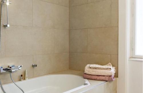 Himmelpfortgrund Apartment | Child-Friendly Retreat at Apartments Fuchsthallergasse