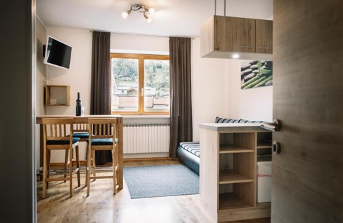 Kaprun Apartment | Child-Friendly Retreat at Apartments Gletscherblick