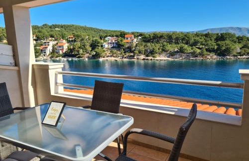 Cove Basina (Jelsa) Apartment | Oceanfront Bliss at Apartments Habek 2 - Guest Rated 10/10