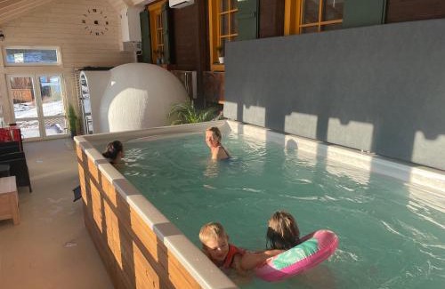 Ramzova Apartment | Explore Apartments Haltmar: Family-Friendly with Pool & Spa