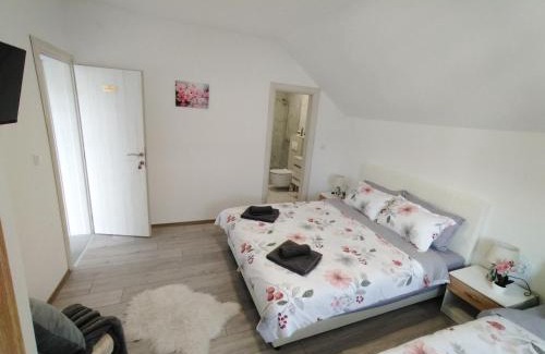 Trebinje Apartment | Apartments Honey House