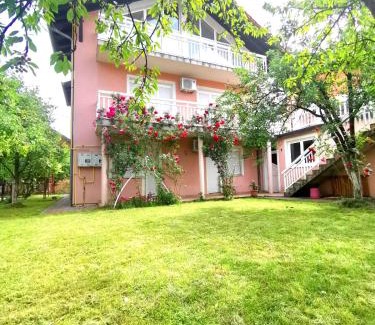 Ilidza Apartment | Oceanfront Apartments Ilidža: Rated 10/10 with Spa & Hot Tub