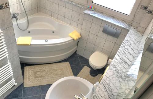 Ilidza Apartment | Oceanfront Apartments Ilidža: Rated 10/10 with Spa & Hot Tub