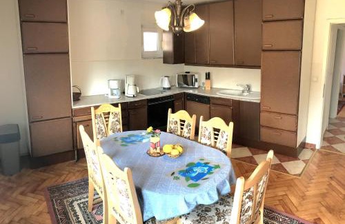 Ilidza Apartment | Oceanfront Apartments Ilidža: Rated 10/10 with Spa & Hot Tub