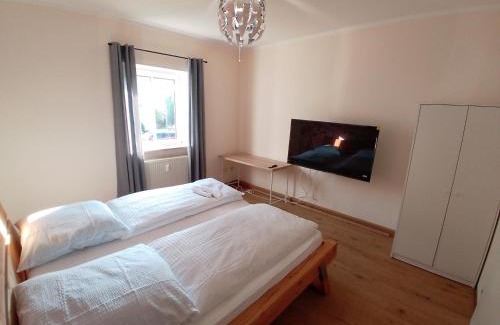 Ansbach Apartment | Cozy Apartments im Mardefeldpalais with Pool & Pet-Friendly